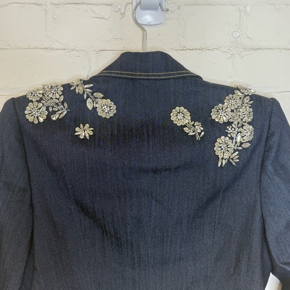 NWT Cinq à Sept Khloe Embellished Denim Jacket Blazer Size 2 - Picture 10 of 11